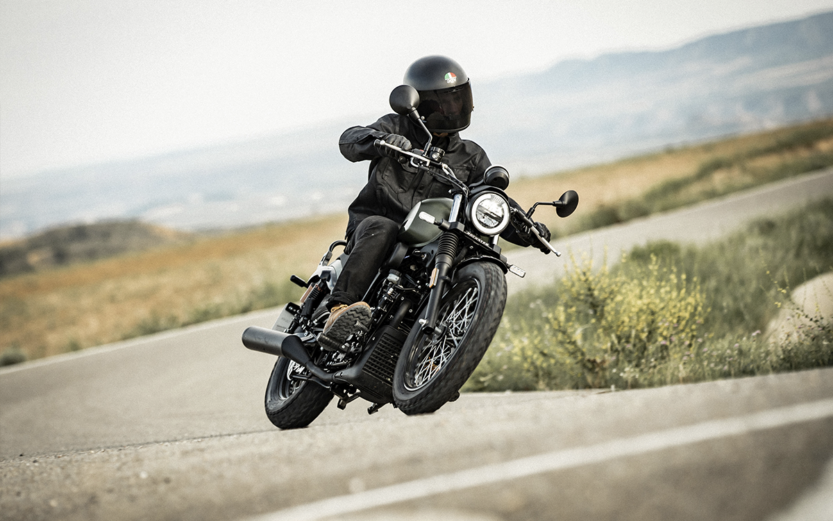 Não deixes escapar a nova Rockster Flat 125!